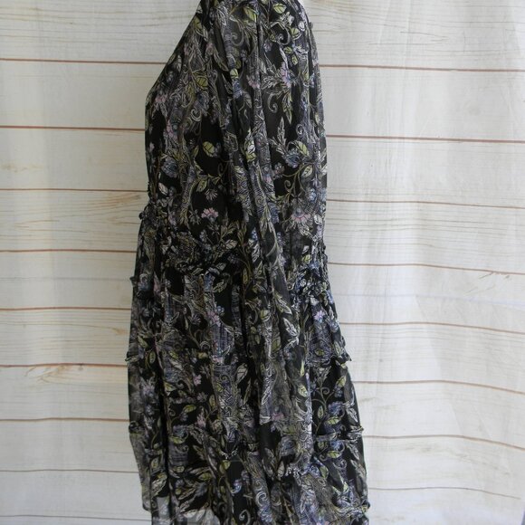 Torrid Women Dress 2 Black Floral Mini Lurex Chiffon Tiered Ruffle Scoop NWT - Picture 2 of 4